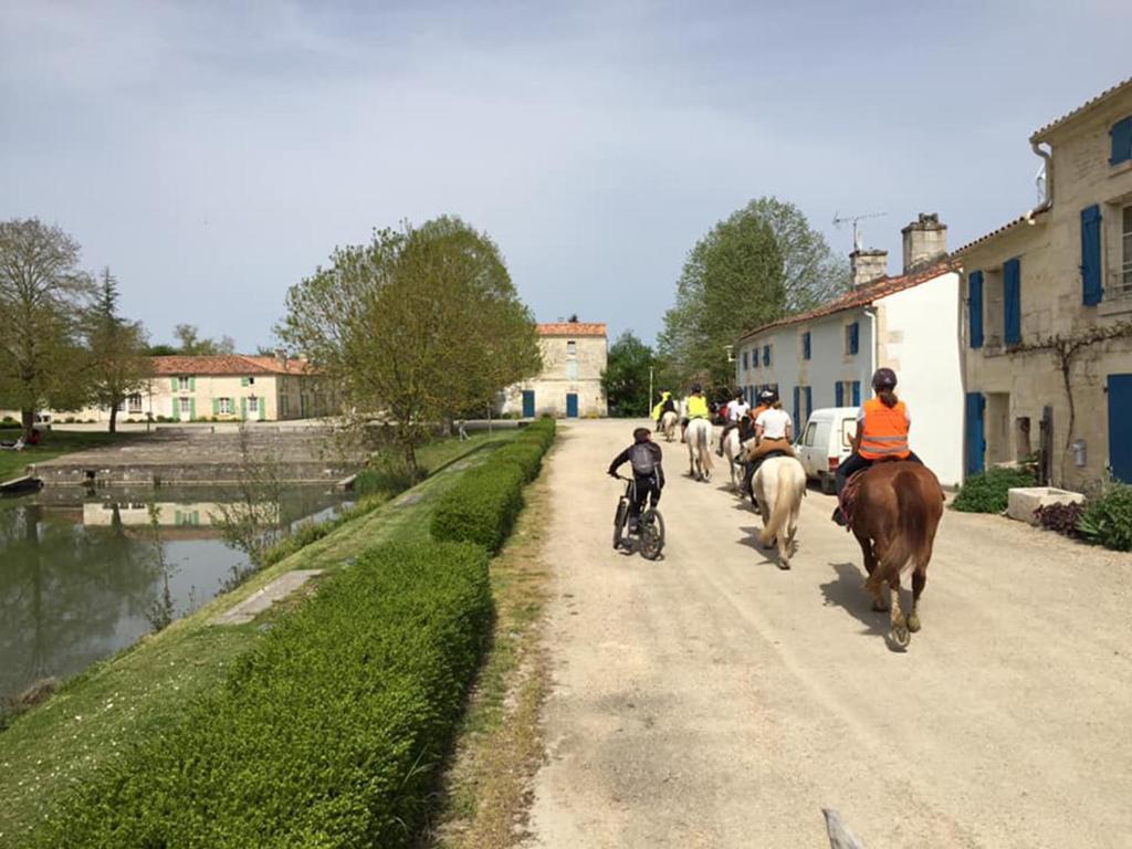 Le Carbet Vendeen Bouille-Courdault Luaran gambar